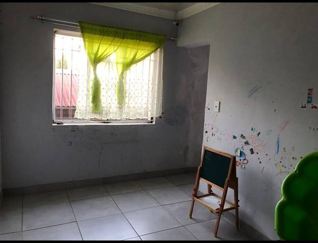 4 BEDROOM HOUSE FOR SALE IN STRUBENSVALLEI